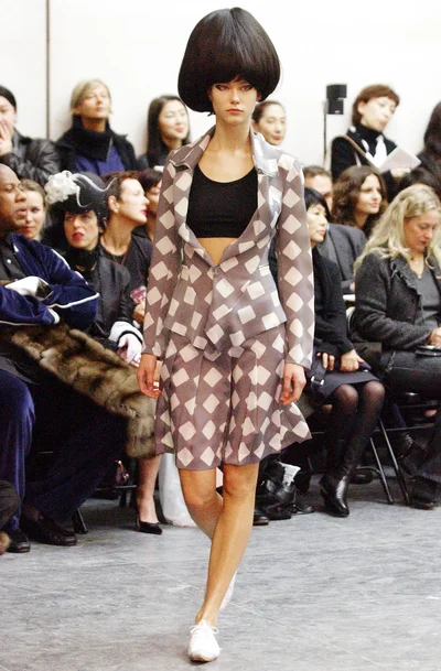 Look 30